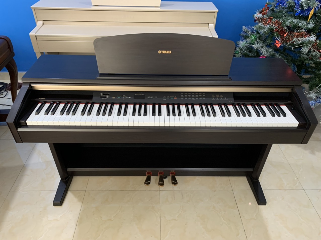 Piano Yamaha YDP 223