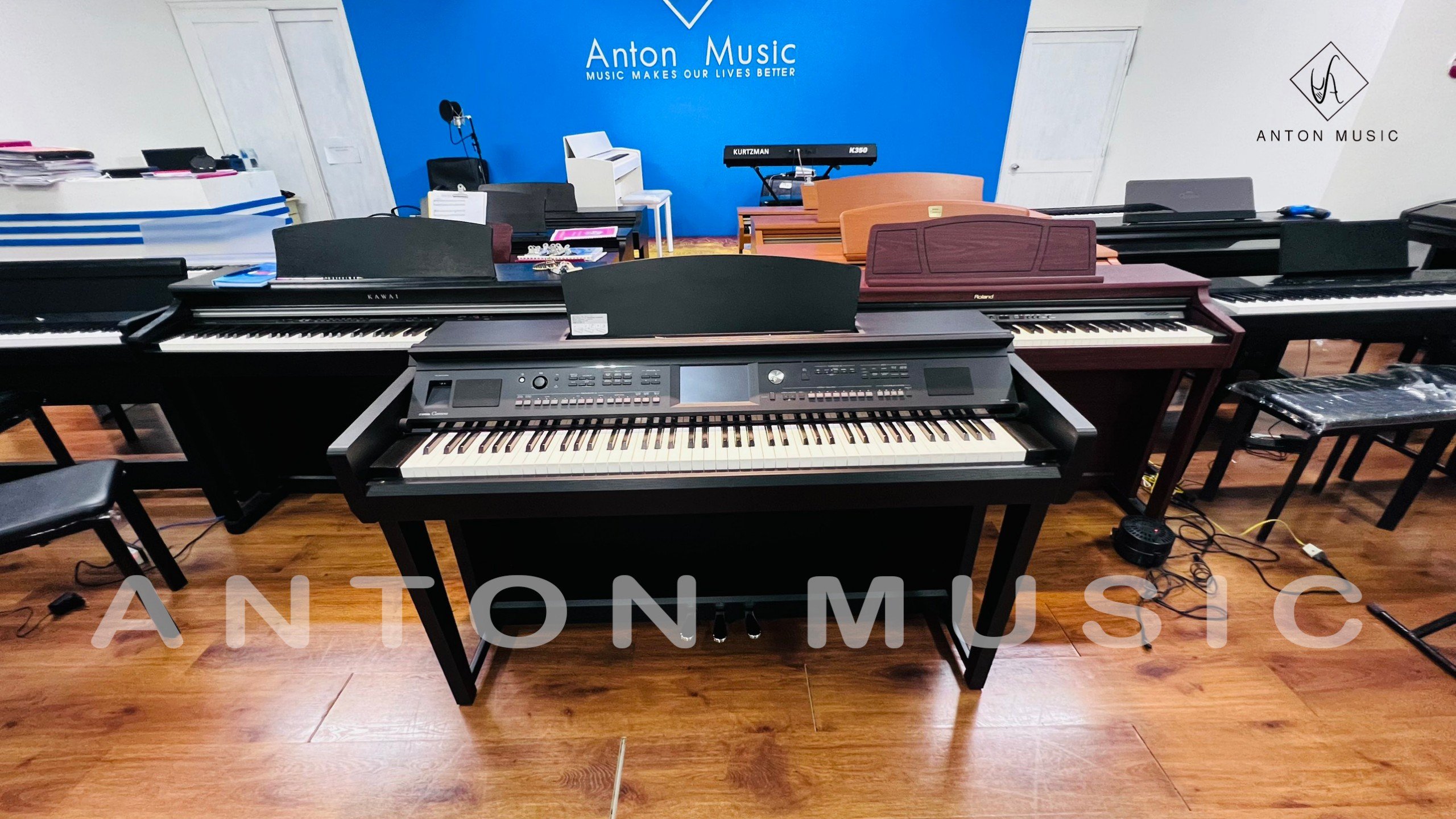 Đàn piano Yamaha CVP605 tại Anton Music