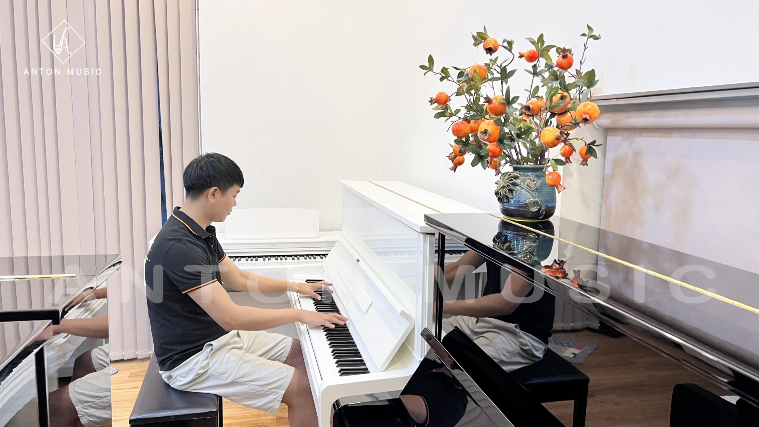 Đàn piano Yamaha U1H