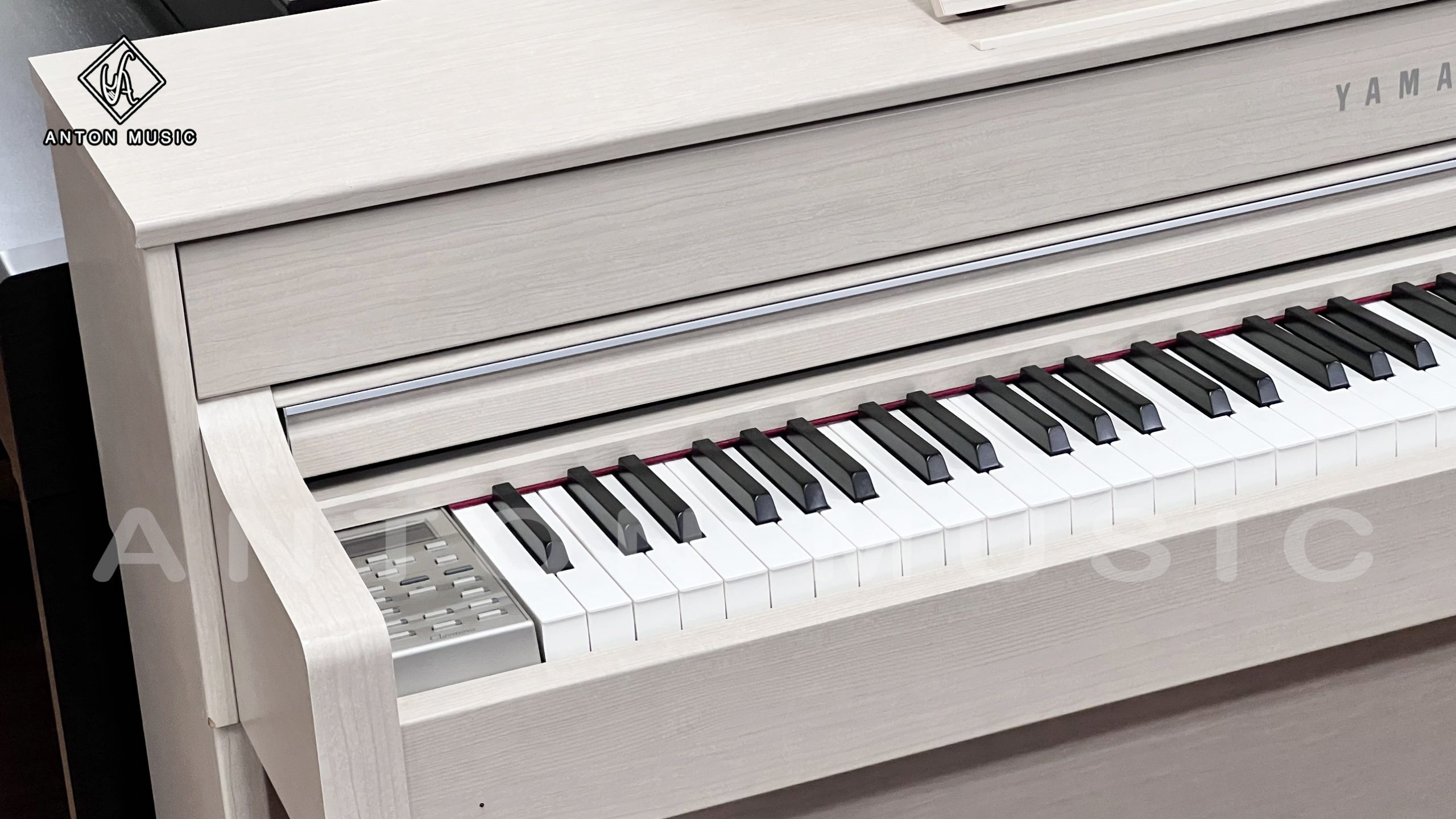 bàn phím Piano điện Yamaha CLP 535