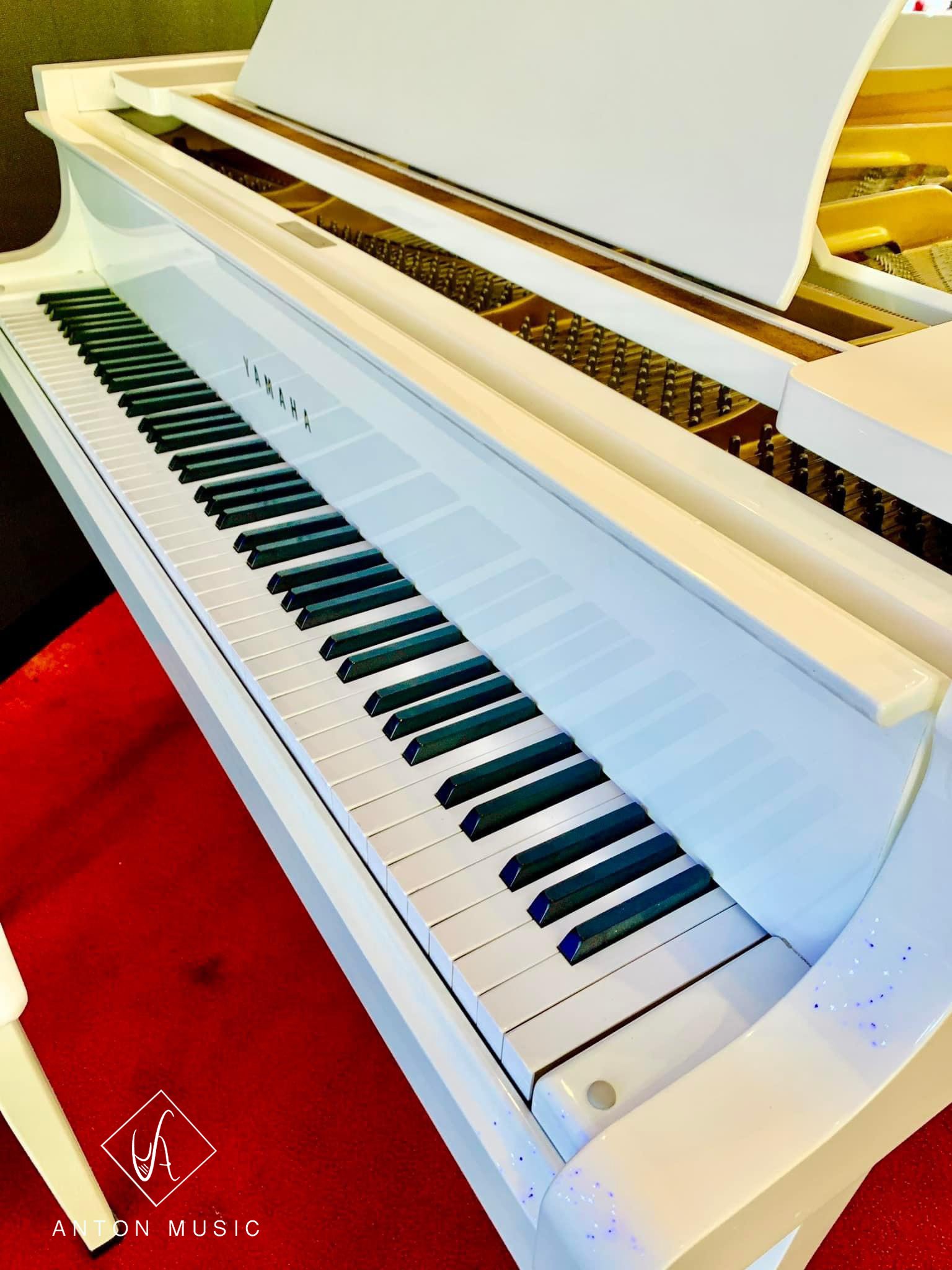 grand piano yamaha c3